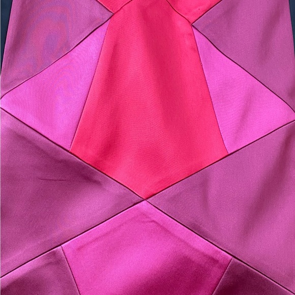 Cachè sz 2 strapless structured-stretch dress Geometric color block Pinks/Black - Picture 3 of 8